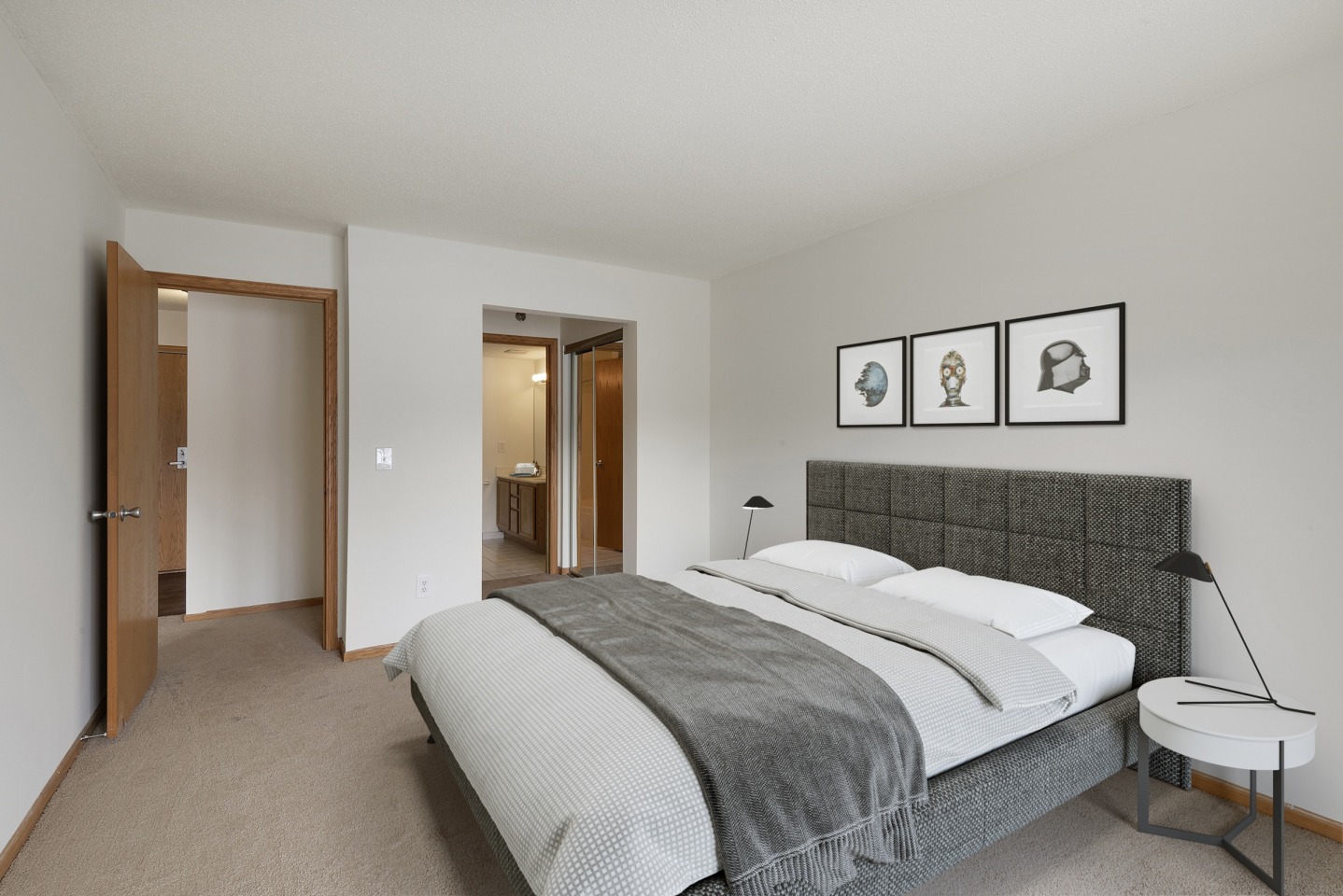 Pebblebrook Court Image 5