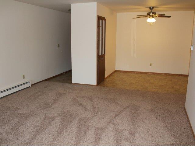 Carriage Way Apartments Image 17
