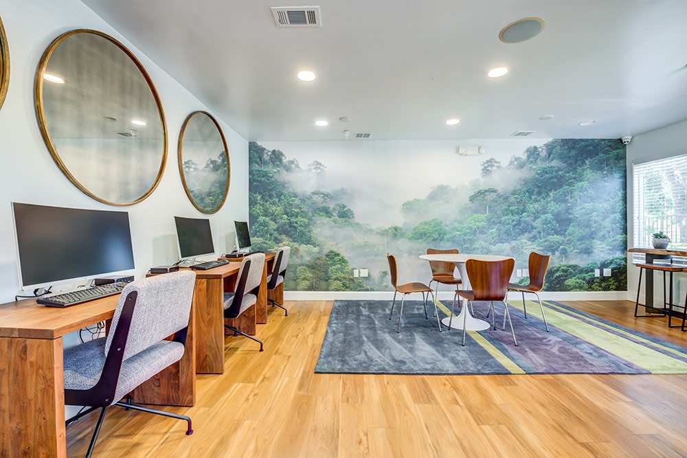 Bella Vista at Hilltop Image 9