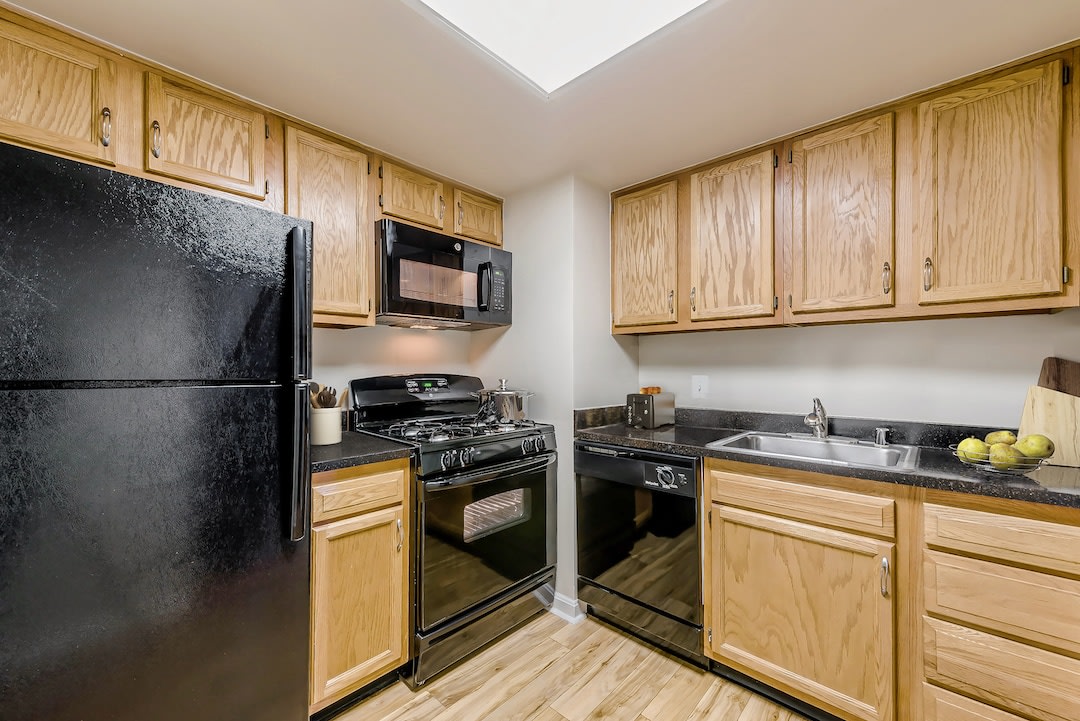 Gallery Tower Apartment Homes Image 14