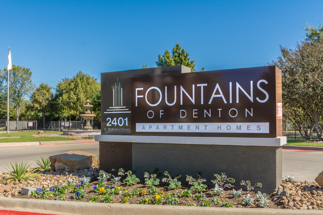 Fountains of Denton Image 1