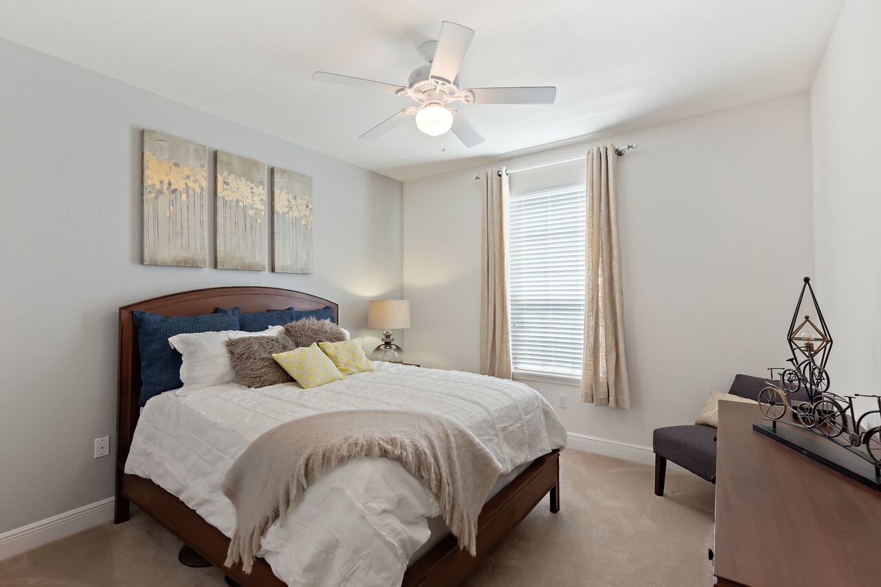 Trinity Club Apartments Image 21