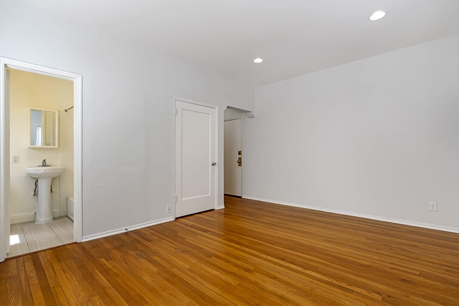 454 34th Street Apartments Image 11