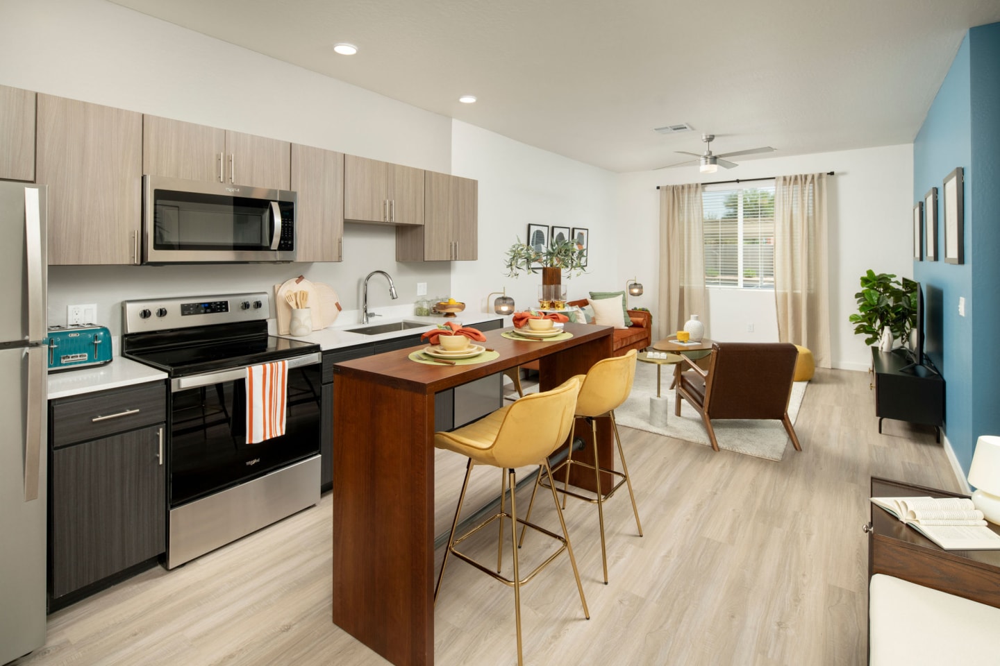 Cabana Southern Apartments Image 13