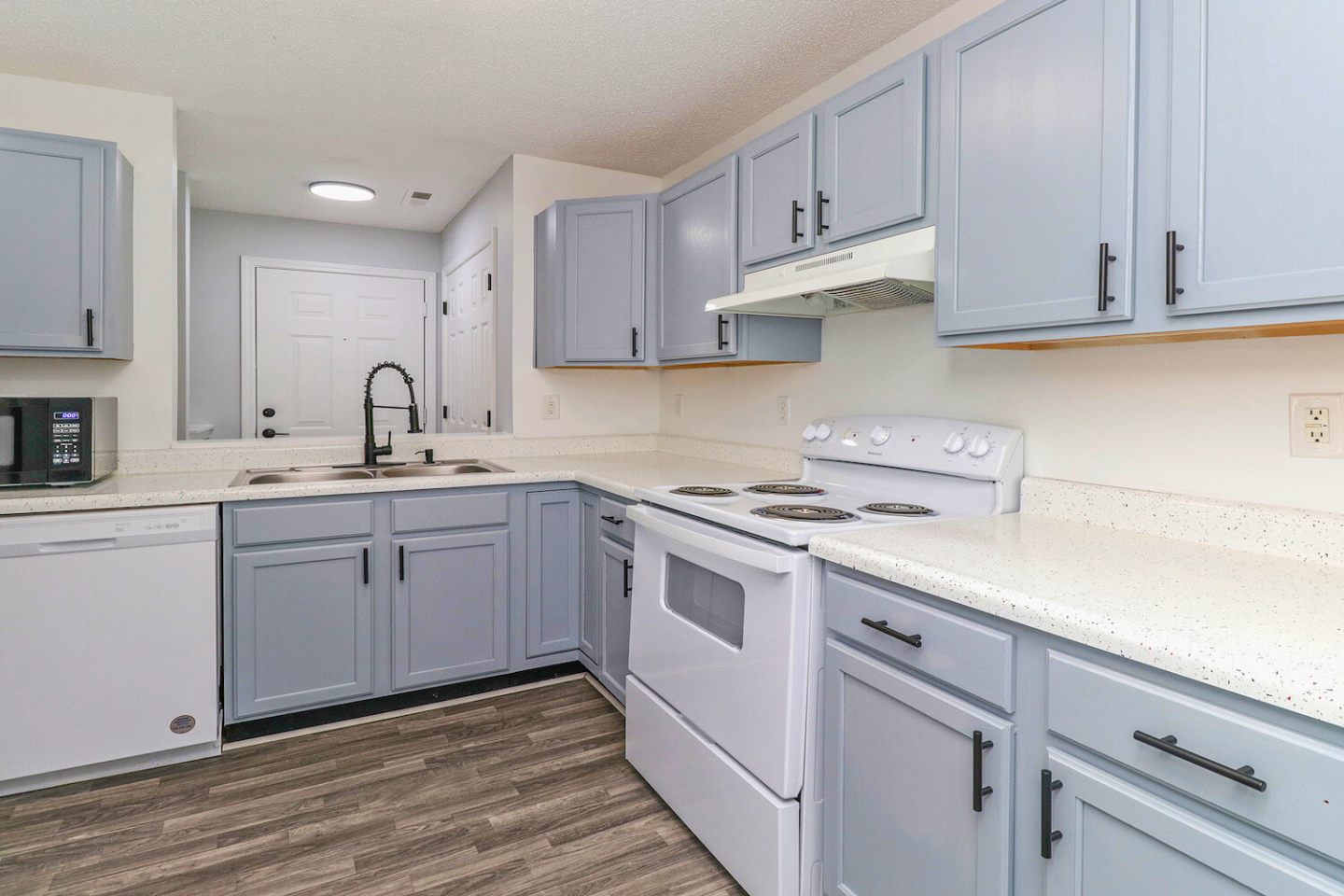 The Oaks Apartments Image 26