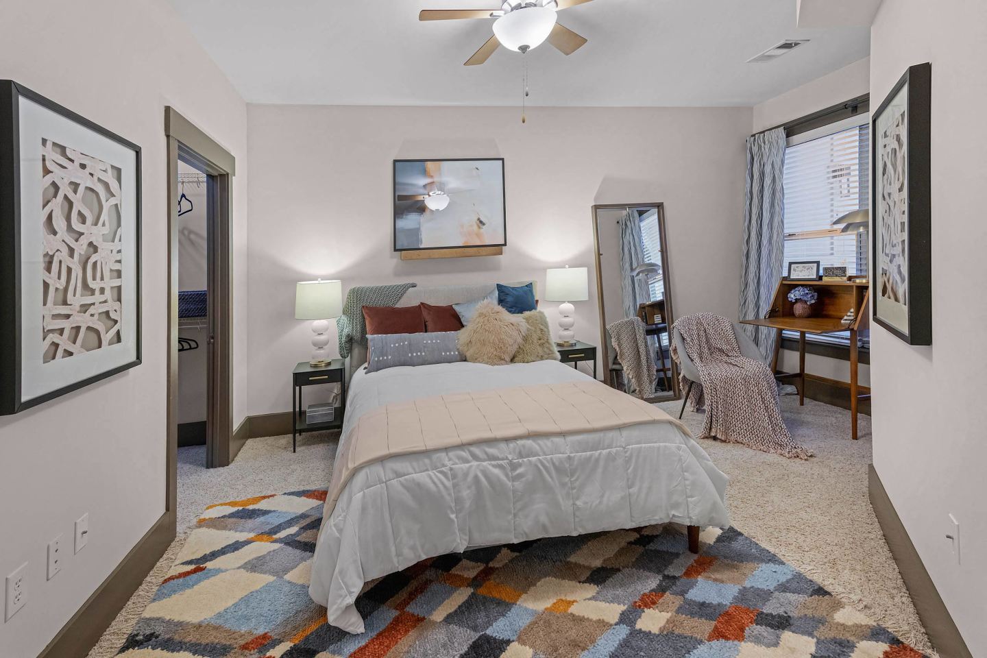 712 Tucker Image 81