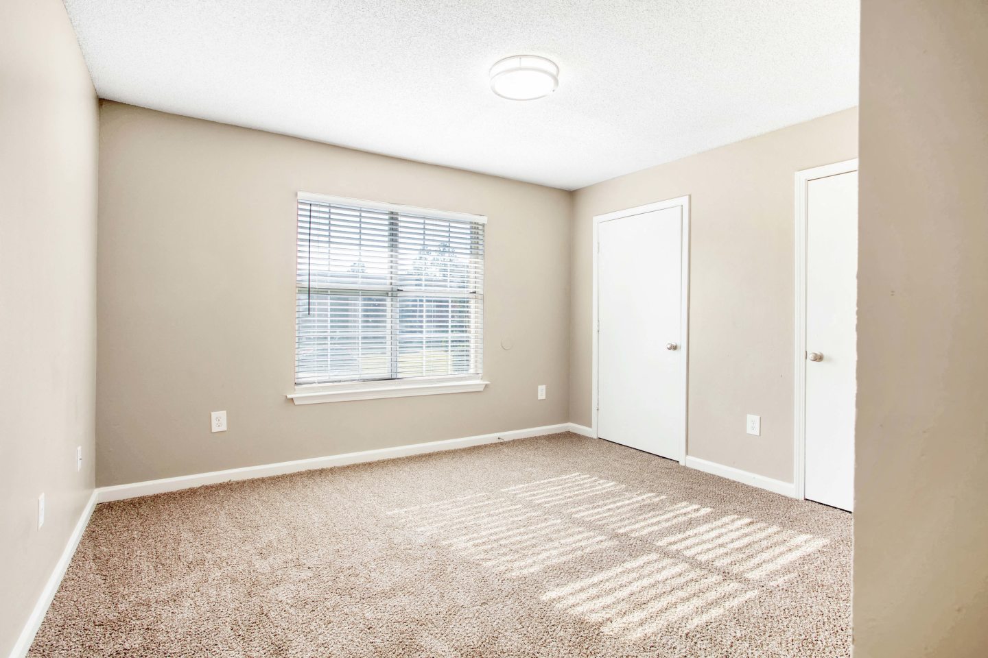 Waverly Apartments Image 16