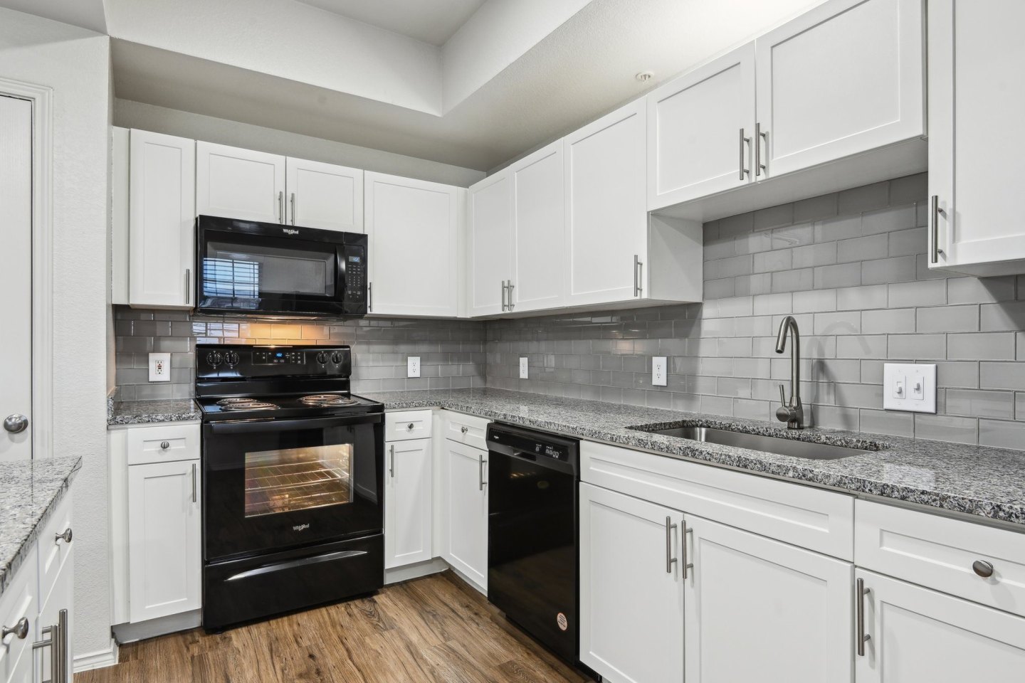 La Ventura Apartments Image 15