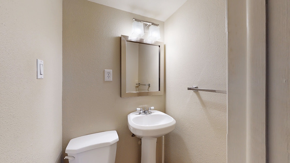 Applewood Gables Townhomes Image 24