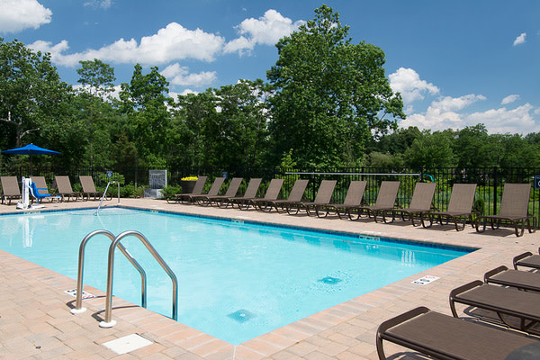 Woodmont Knolls Image 13