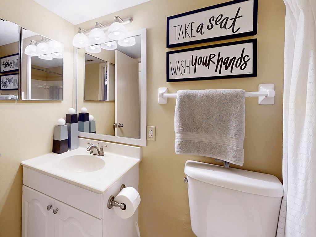 Village Royale Image 7