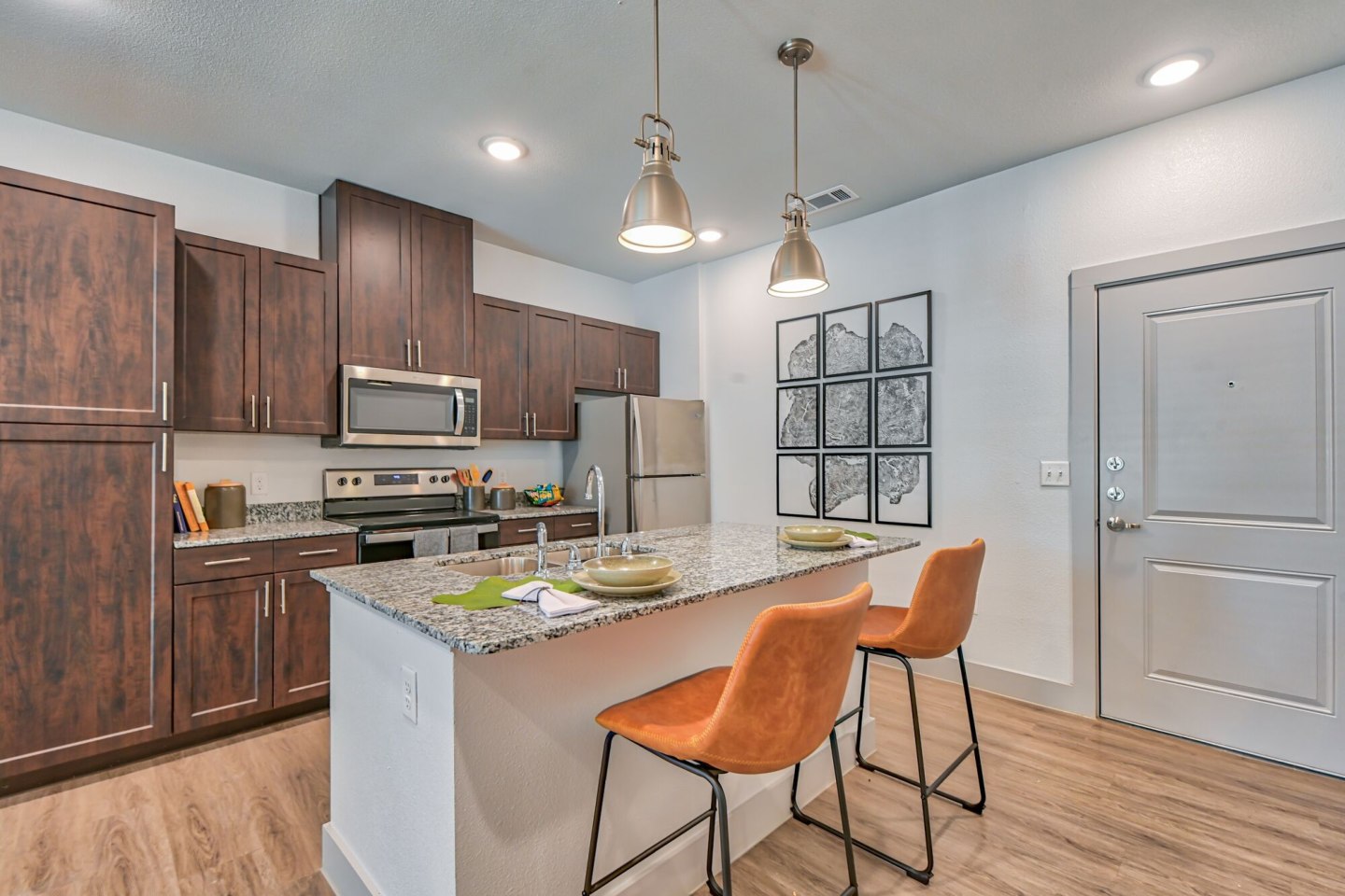 Plum Tree Apartments Image 8