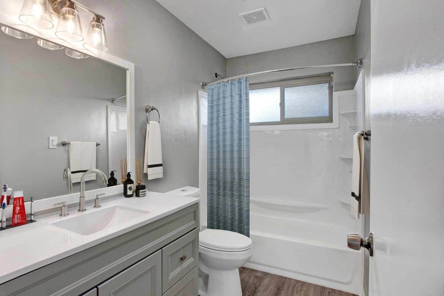 Moxy Apartments Image 5