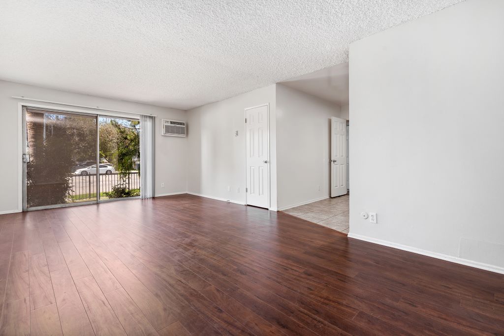 Parthenia Terrace Apartments Image 27