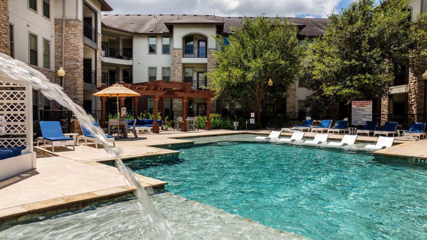 Olympus at Waterside Estates Image 24