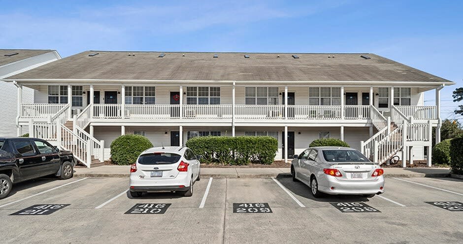 Student Housing - Seahawk Retreat Image 38