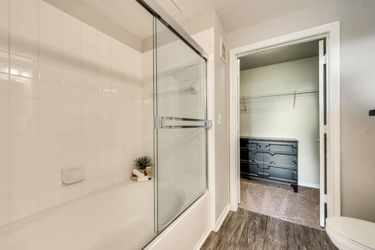 Broadstone Paragon Image 34