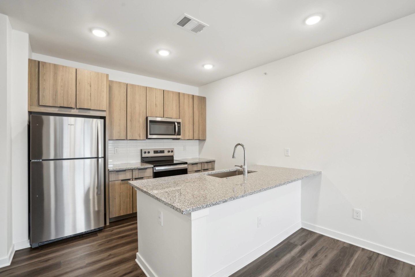 The Pullman Luxury Apartment Homes Image 48