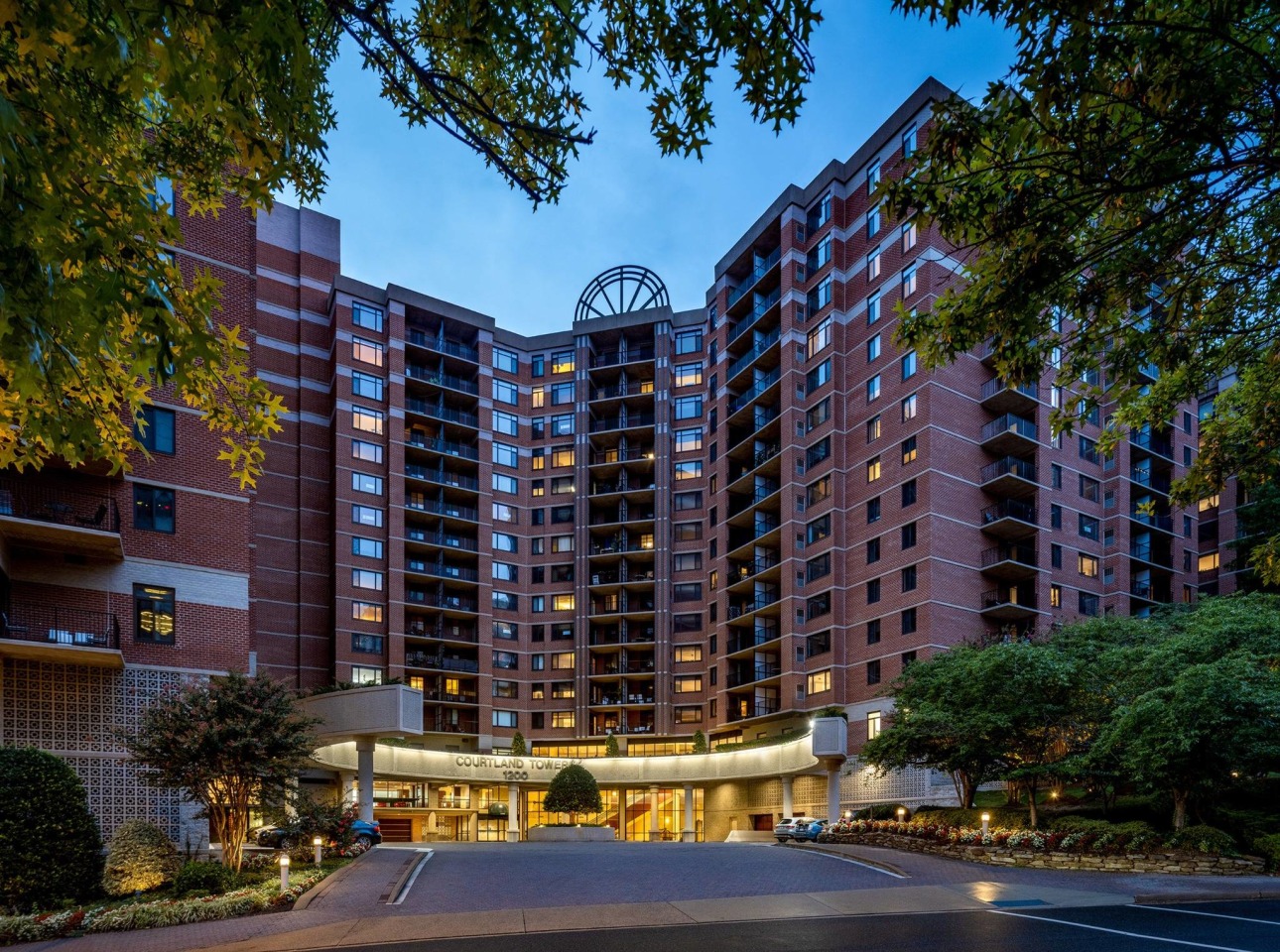 Courtland Towers Image 1