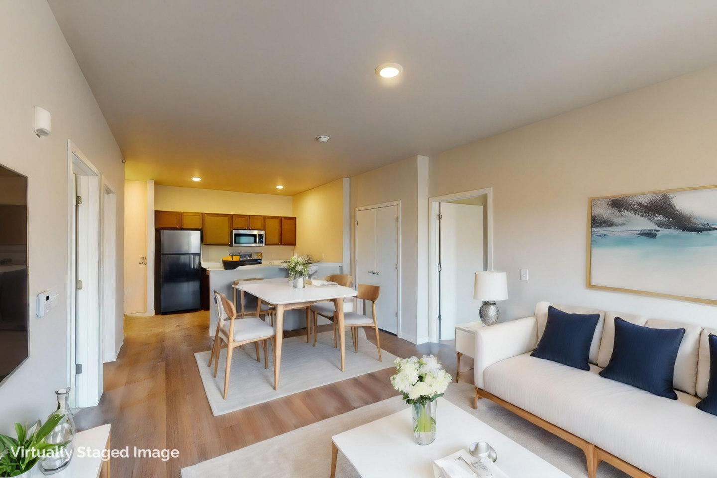 Boulevard Apartments & Townhomes Image 4