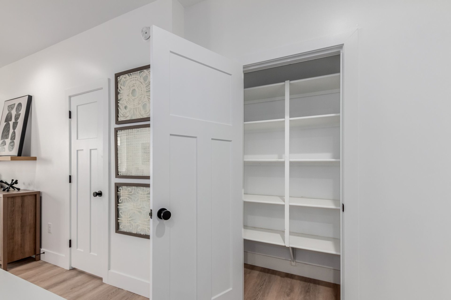 CJ Luxury Townhomes Image 22