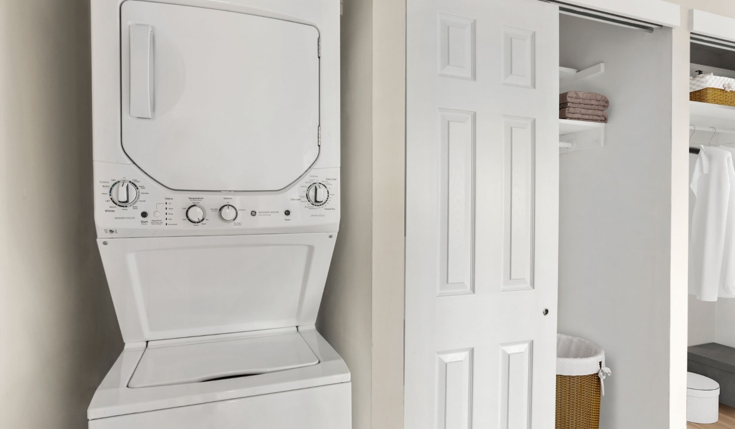 Vista Apartment Homes Image 12