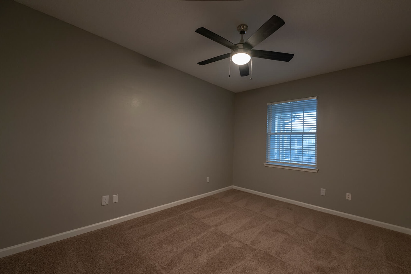 Pinnacle Pointe Apartments Image 23