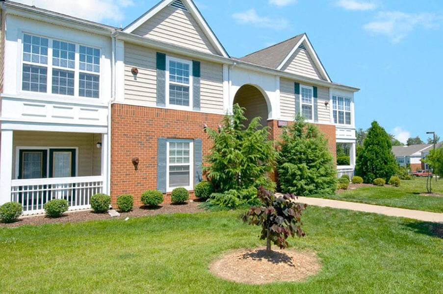 Brittany Commons Apartments Image 14