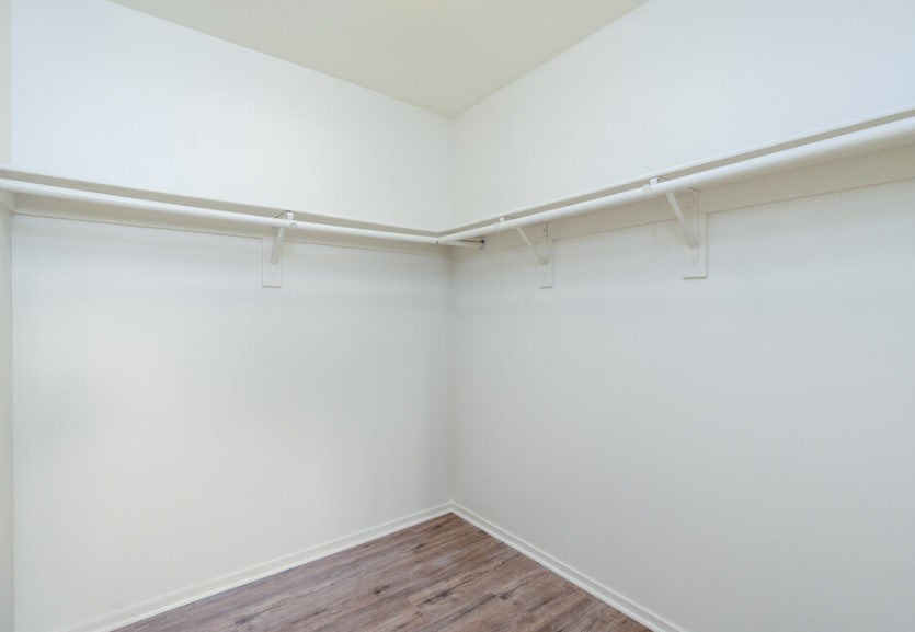 Twin Palm Apartments Image 21