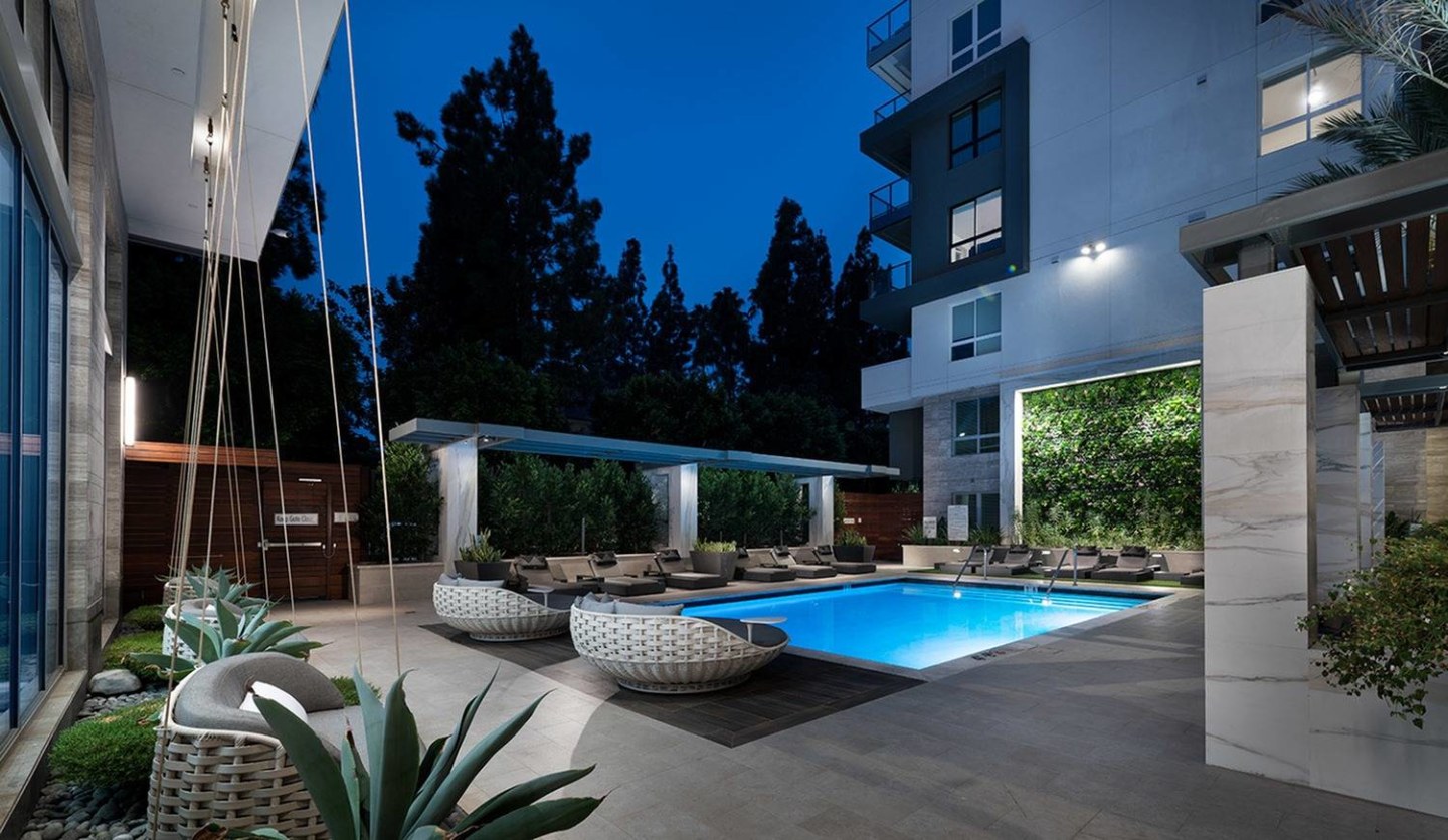 Hanover Hollywood Image 6