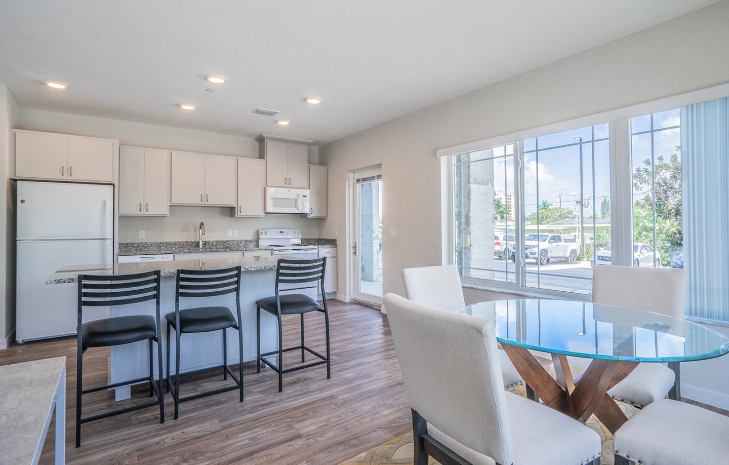 The Reef at Riviera 62+ Apartments - Senior & Affordable Housing Image 21