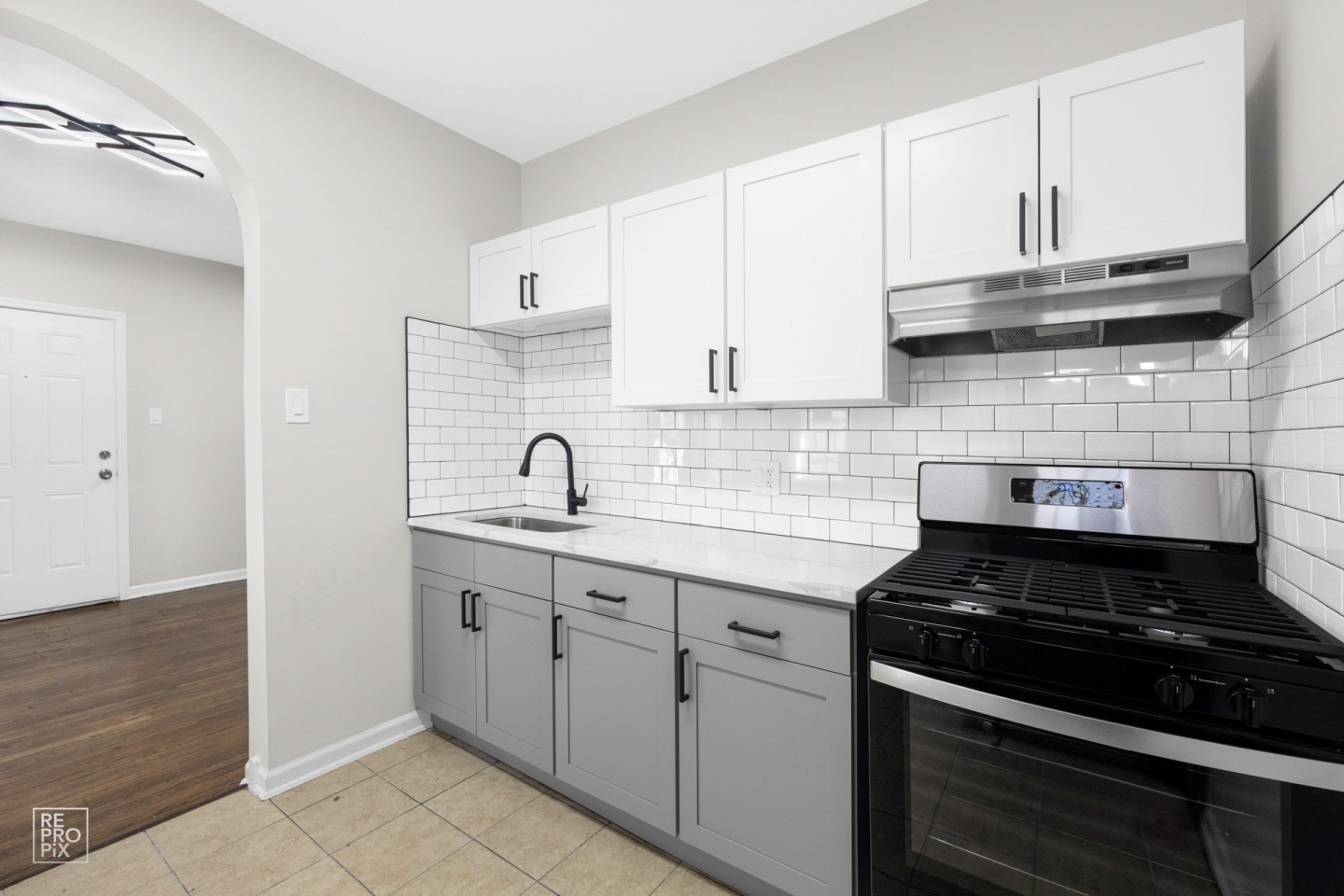 6149 W North Ave Image 1