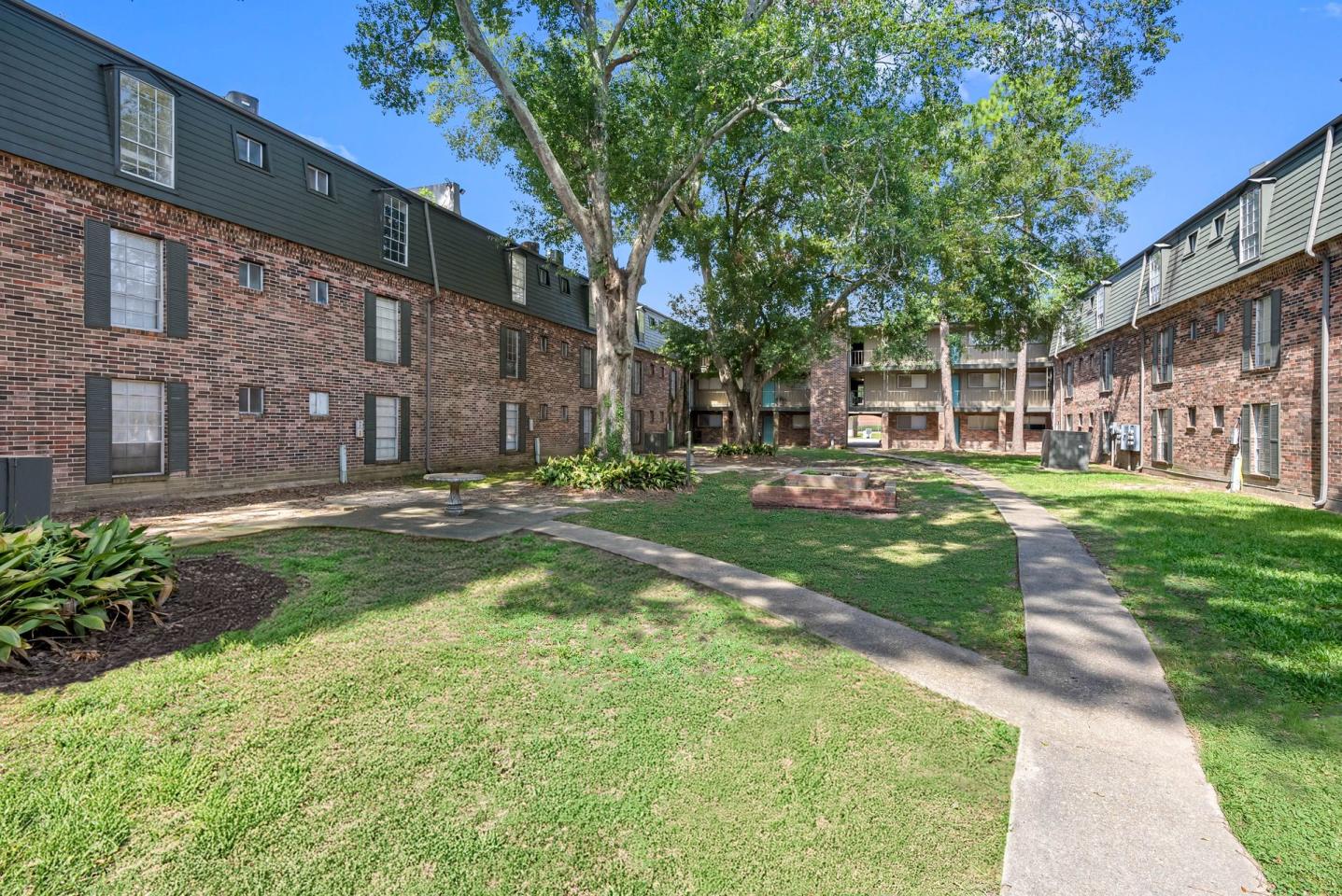 Park East I & II Image 9