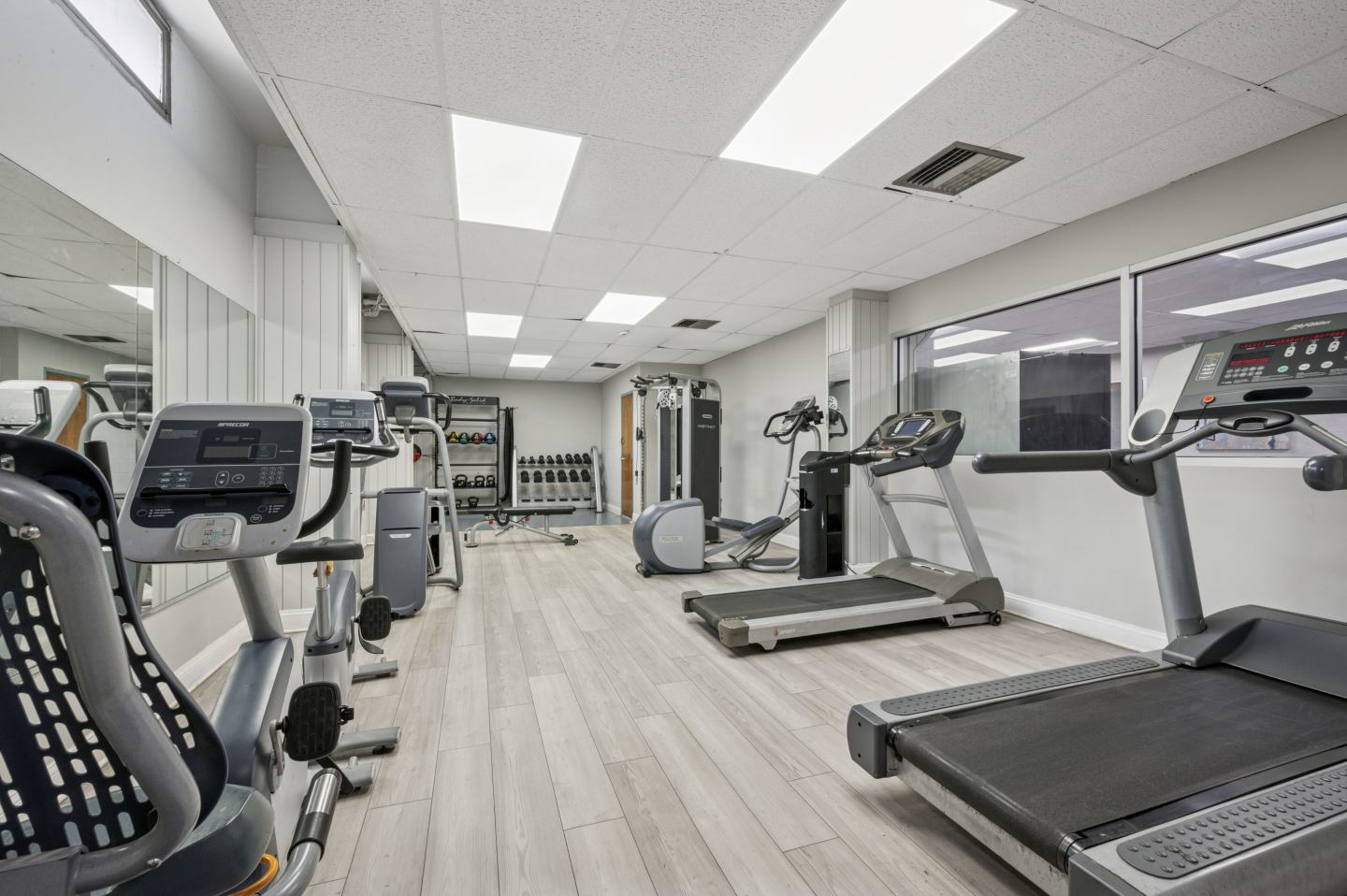 Academia Suites Image 12