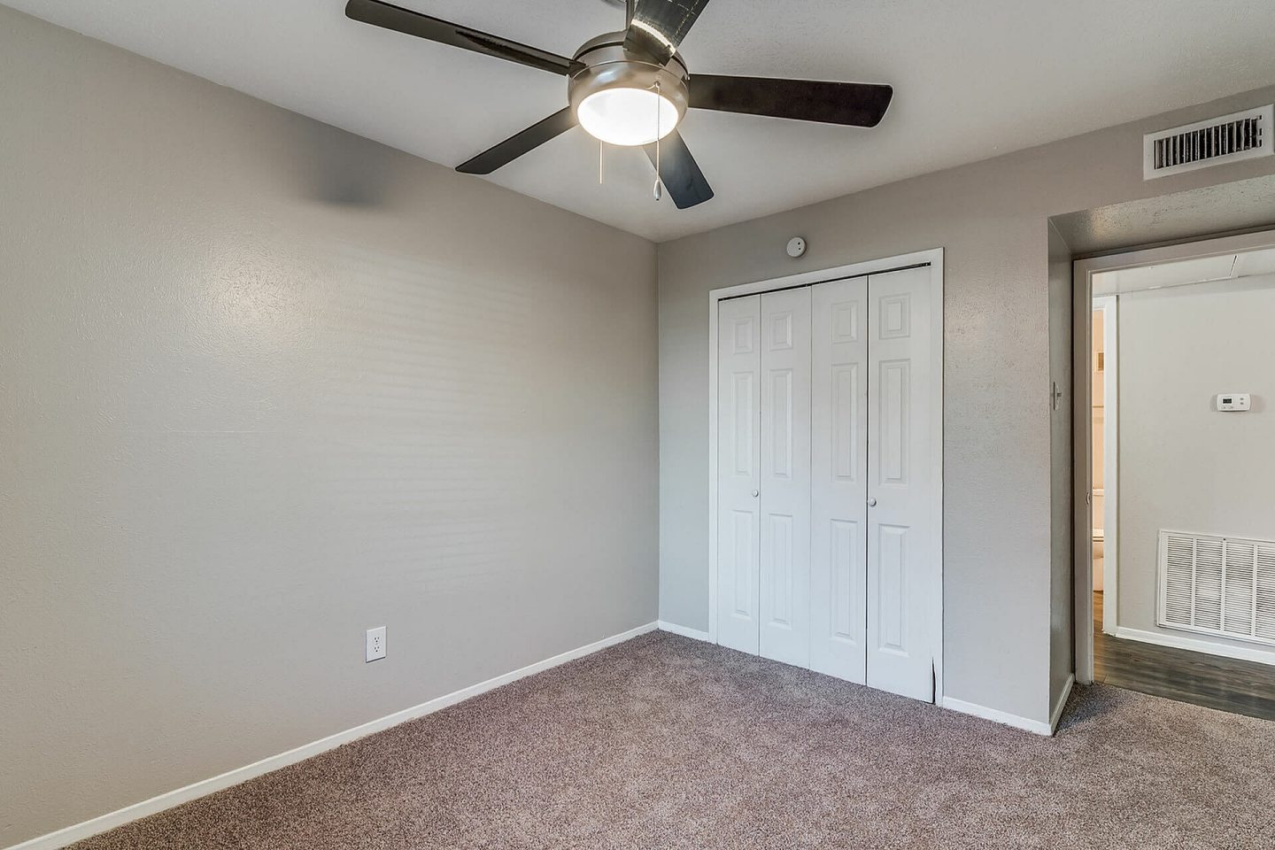 Oakmont Image 31