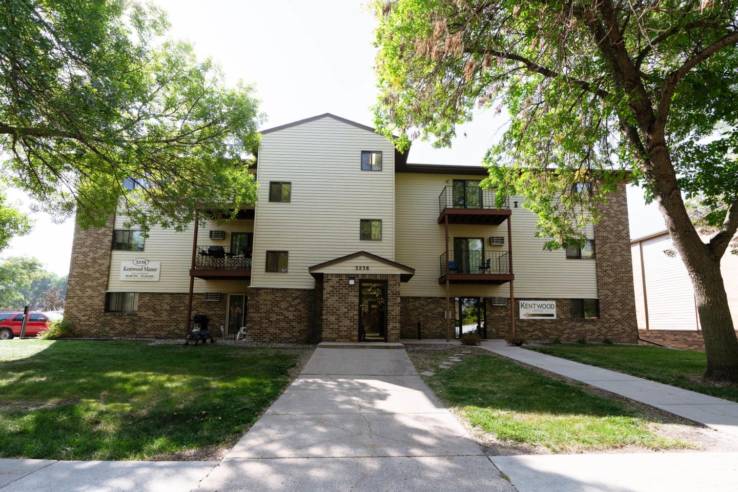 Kentwood Manor Image 14