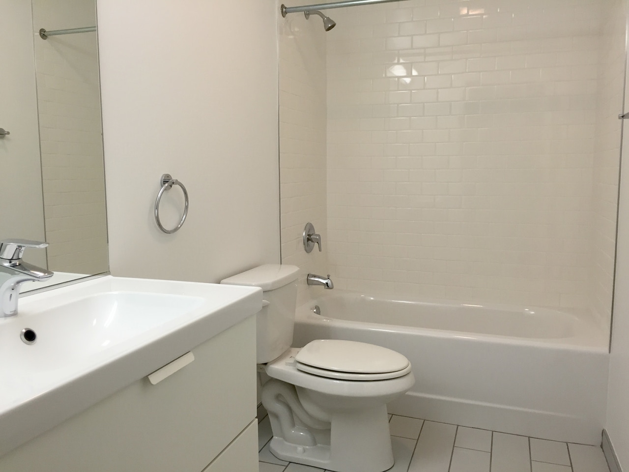 5524-5526 S. Everett Avenue Image 34