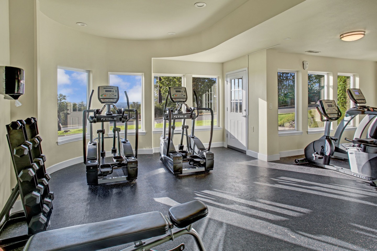 Regency Woods Apartment Homes Image 18