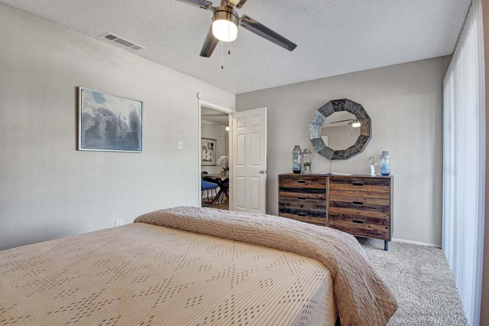 Lane at Towne Crossing Image 12