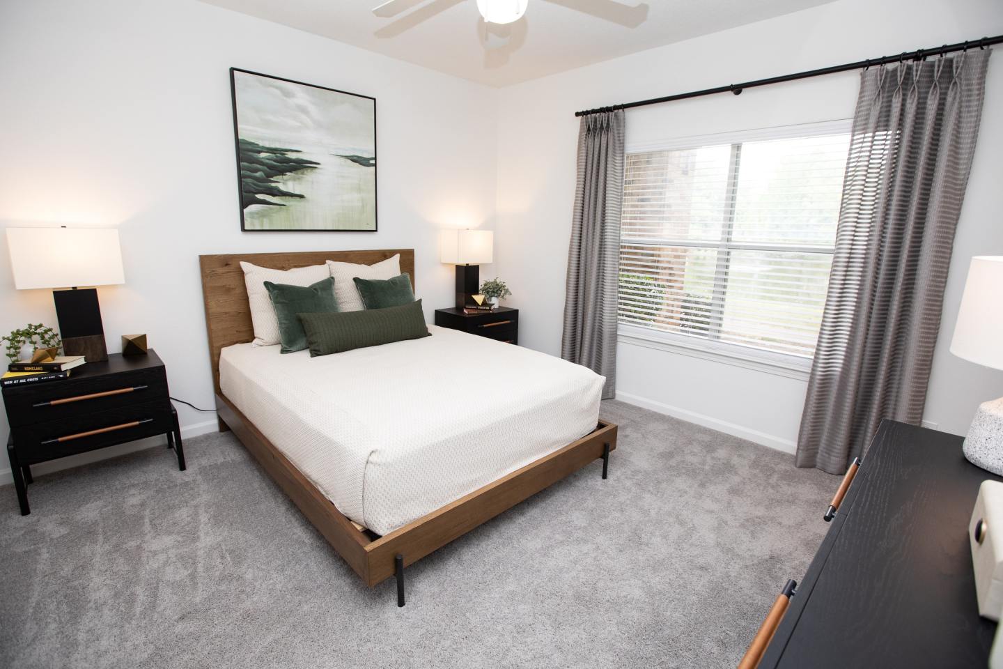 Lakeside Villas Image 21