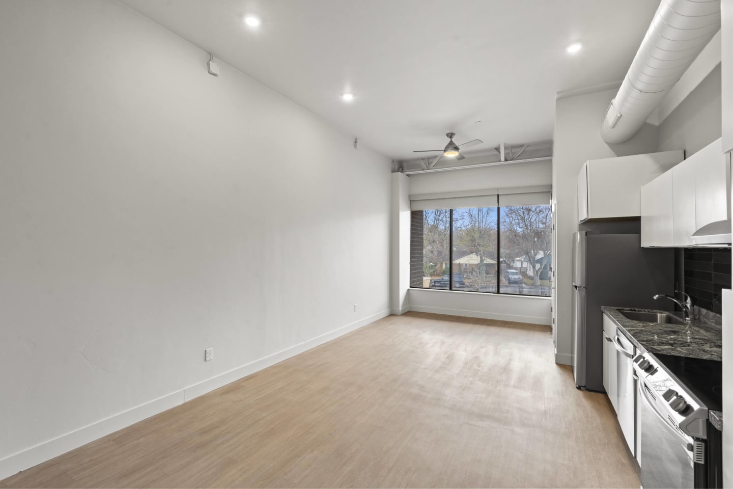 Brickside Heights Image 32
