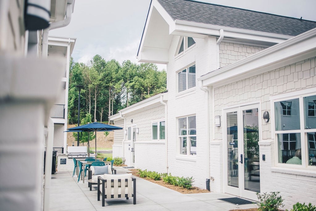 Woodlands Creekside Image 13