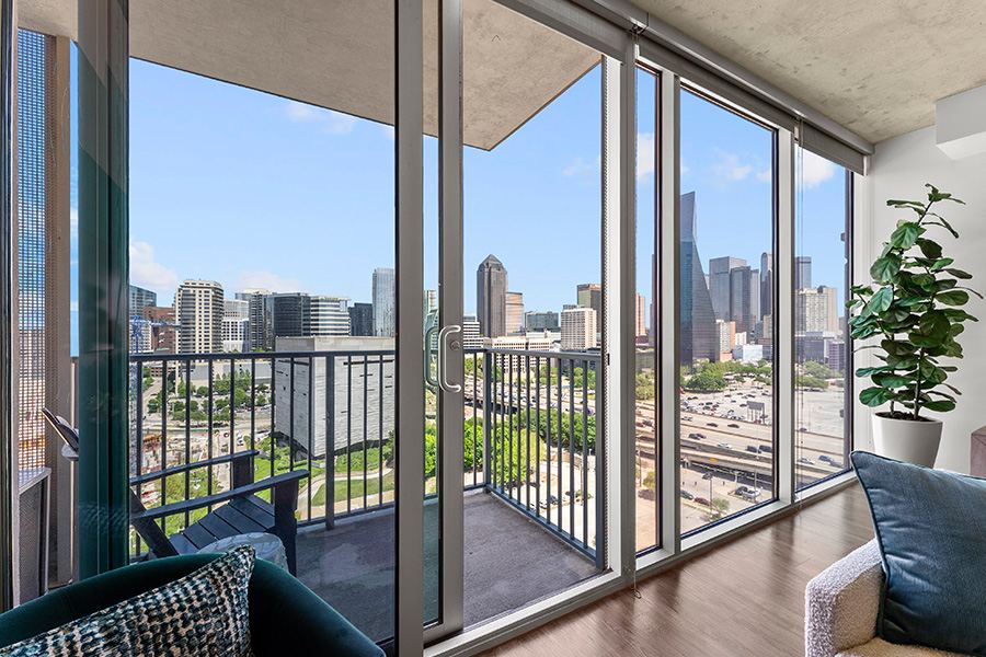 SkyHouse Dallas Apartments Victory Park Image 14