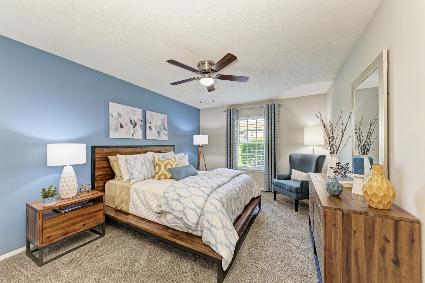 Arbor Walk Apartments Image 1