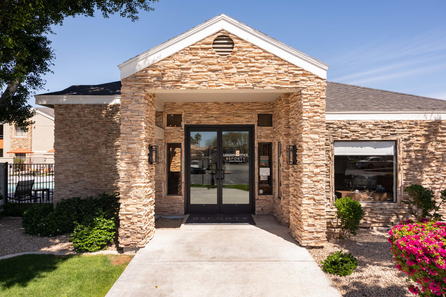 92Forty Scottsdale Image 3