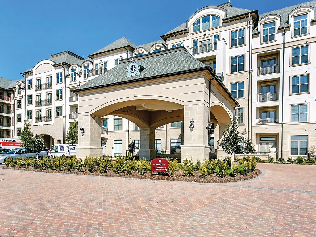 The Huntington Apartments Image 20