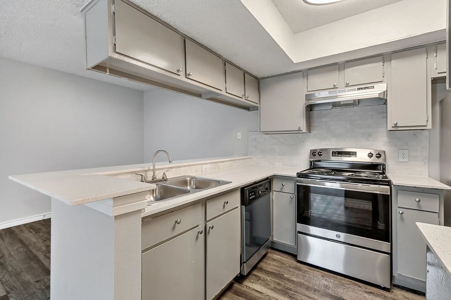 Woodstone Apartments Image 2