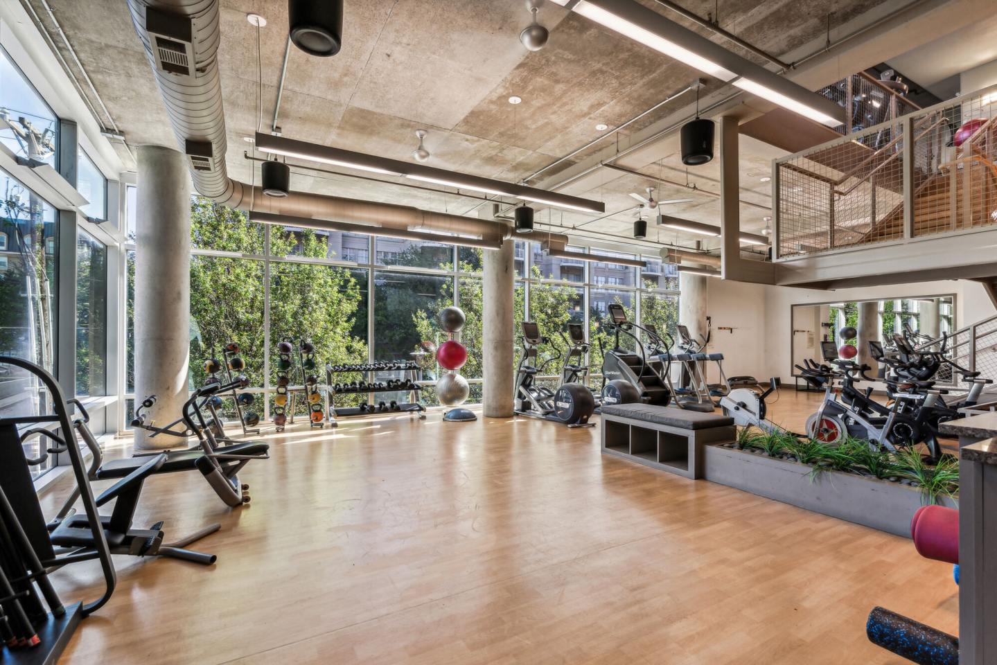 Gallery at Turtle Creek Image 29