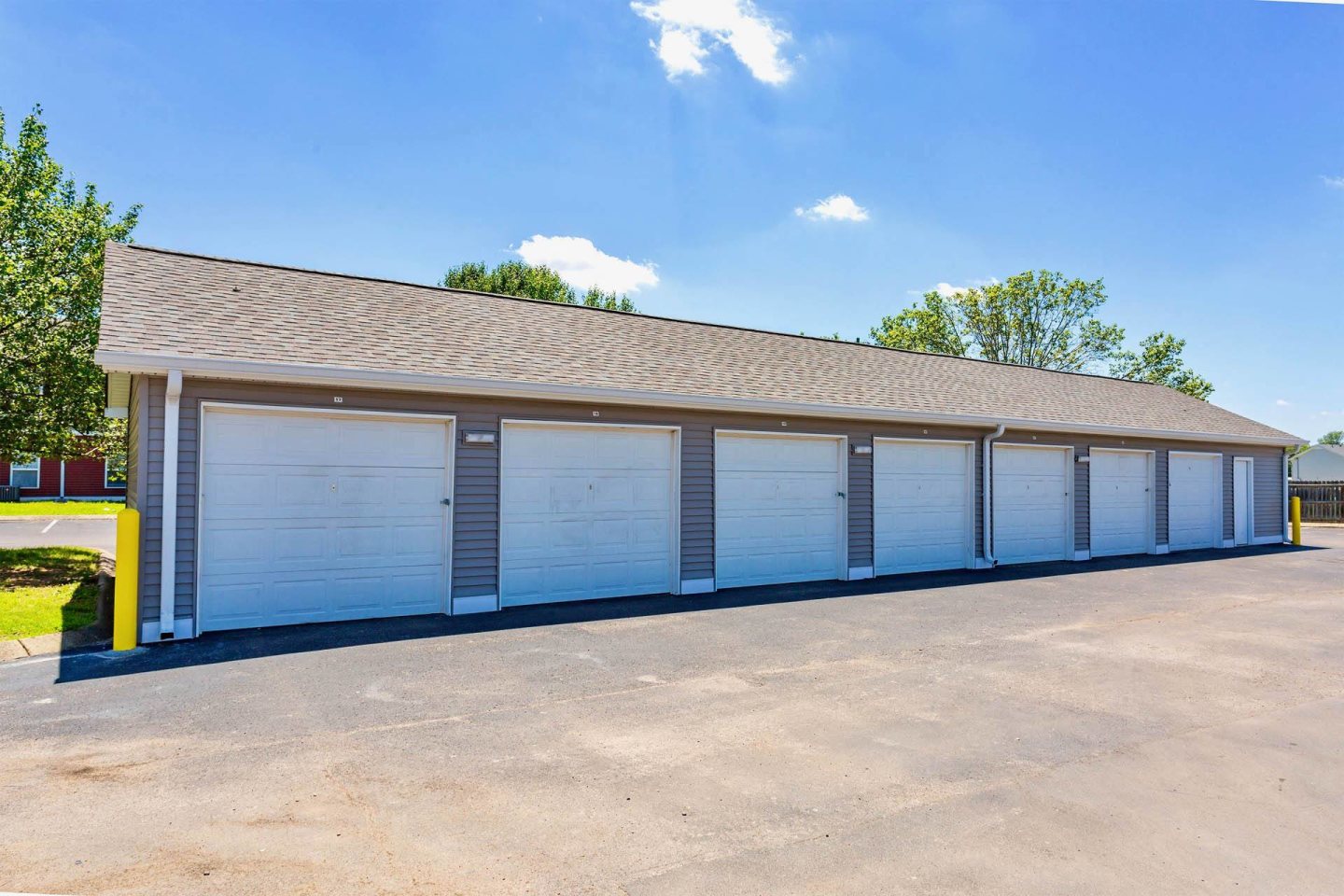 Chariot Pointe apartments Image 30