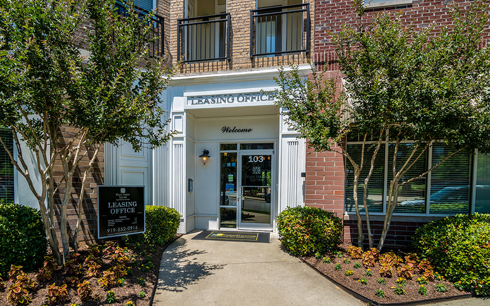 Main Street Square Image 32